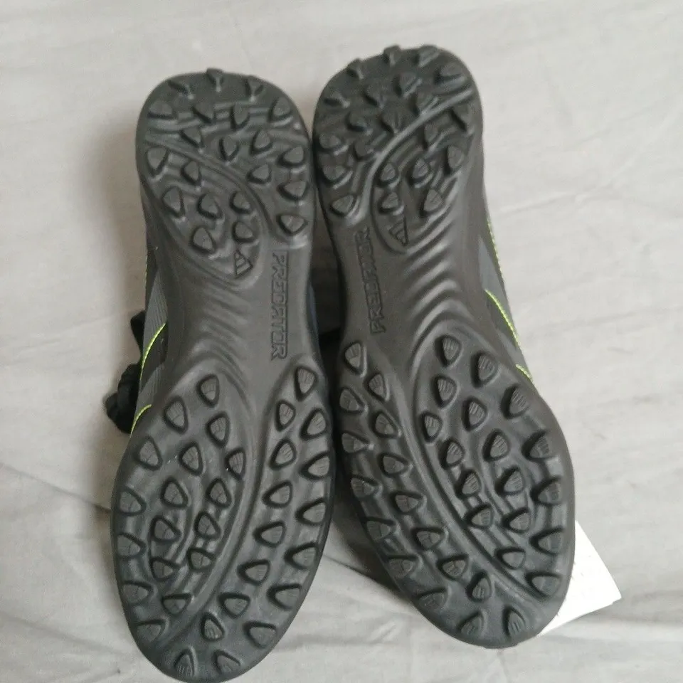 Adidas Predator League TF Soccer Boots in Black/Neon Yellow - uk 4.5