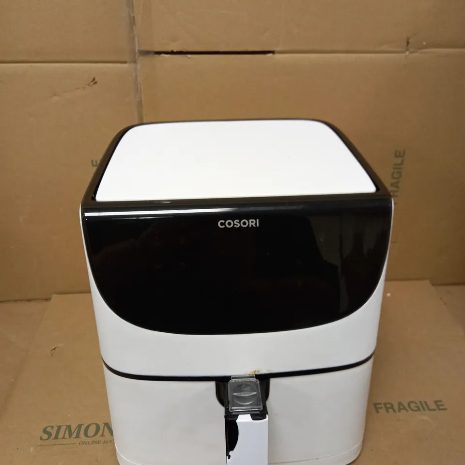 COSORI AIR FRYER MAX XL DIGITAL TOUCHSCREEN AIR FRYER OVEN - WHITE