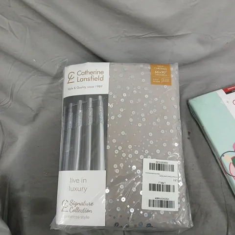 BOX OF APPROXIMATELY 5 CATHERINE LANSFIELD BEDDING PRODUCTS(ASSORTED COLORS AND SIZES) TO INCLUDE: EYELET CURTAINS AND DUVET.