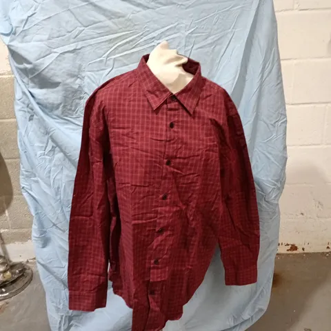 CALVIN KLEIN MEN'S RED CHECK BUTTON-DOWN SHIRT, SIZE M