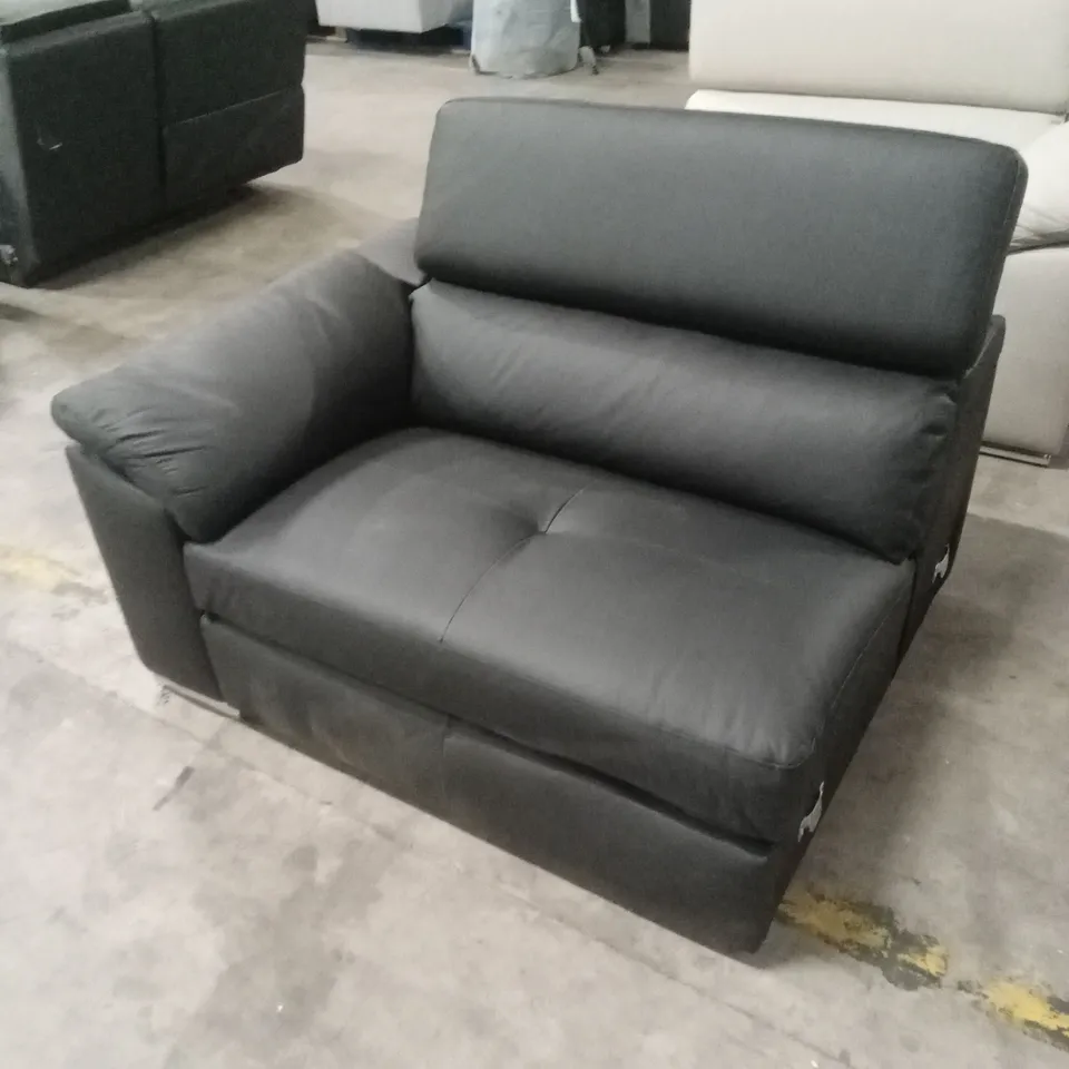 5 x ASSORTED DESIGNER SOFA PARTS