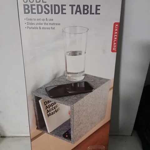 PALLET OF APPROXIMATELY 188 BOXED KIKKLAND CUBE TABLE BEDSIDE TABLE – PORTABLE FOLDING