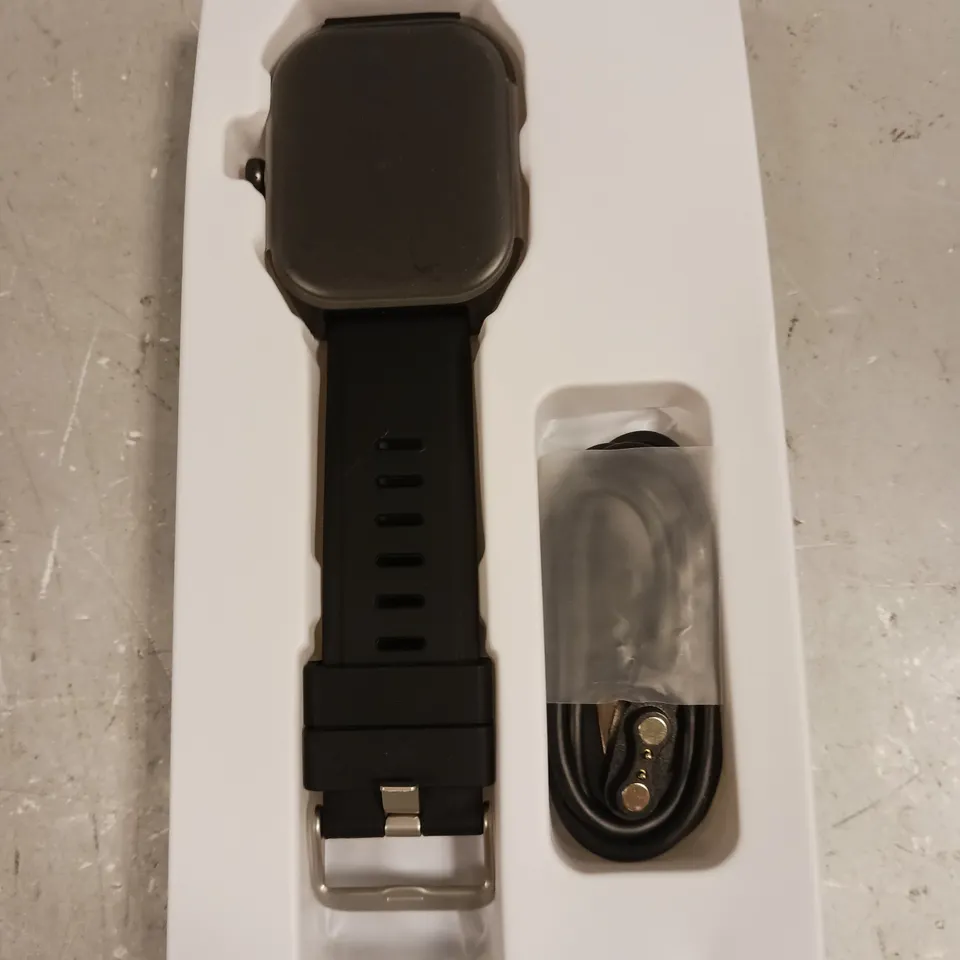 BOXED BLUETOOTH ENABLED SMARTWATCH 