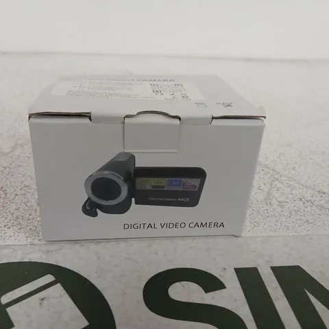 CAMCORDER / DIGITAL VIDEO CAMERA – HD VIDEO RECORDER (BOXED)