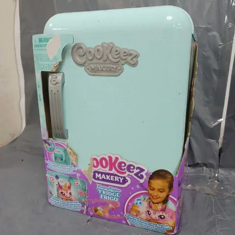 COOKEEZ MAKERY FREEZY CAKEZ PLAYSET