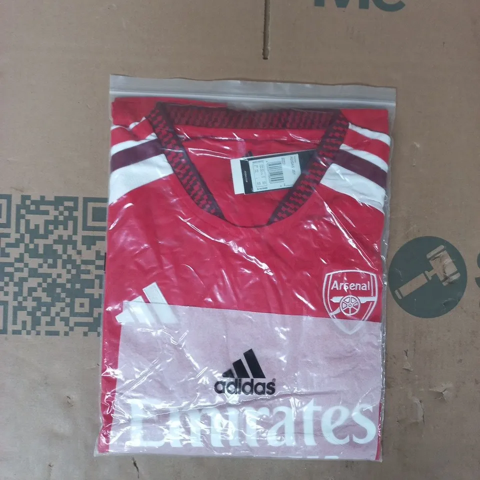 BAGGED ADIDAS ARSENAL FOOTBALL JERSEY IN RED SIZE 4XL