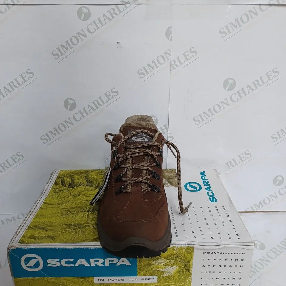 SCARPA CYRUS GTX WMN WALKING BOOTS IN BROWN - EU 40