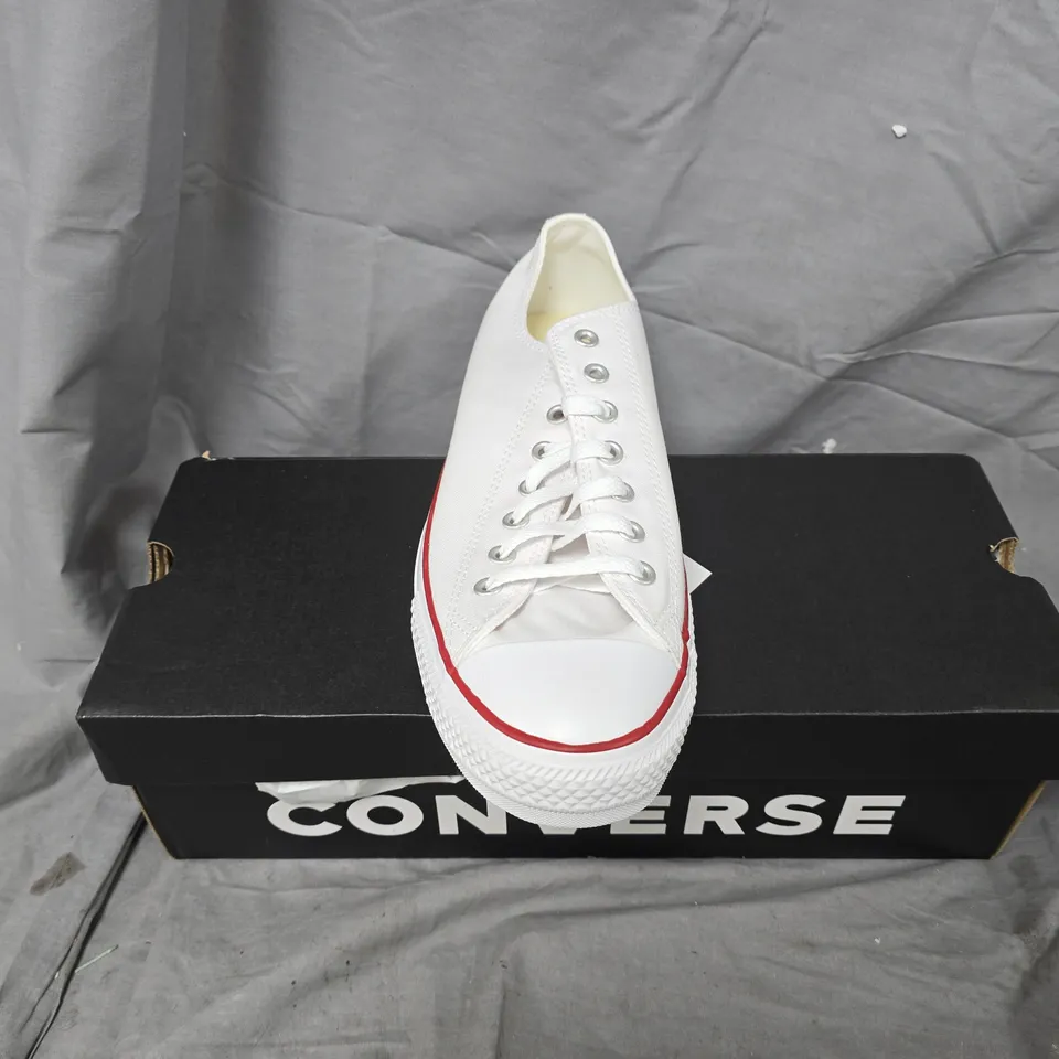 BOXED CONVERSE WIDE OX TRAINERS - WHITE, UK 14 (WOMENS)