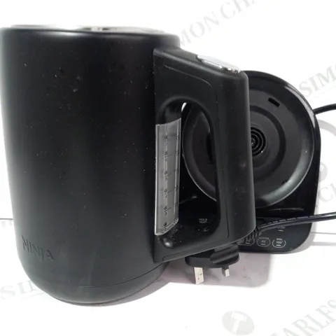 BOXED NINJA PERFECT TEMPERATURE KETTLE KT200UK