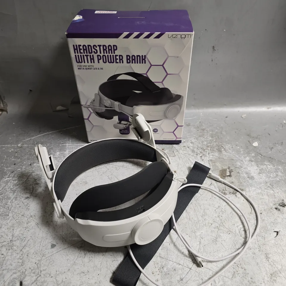 BOXED VENOM META QUEST 2/3 HEADSET WITH POWER BANK 