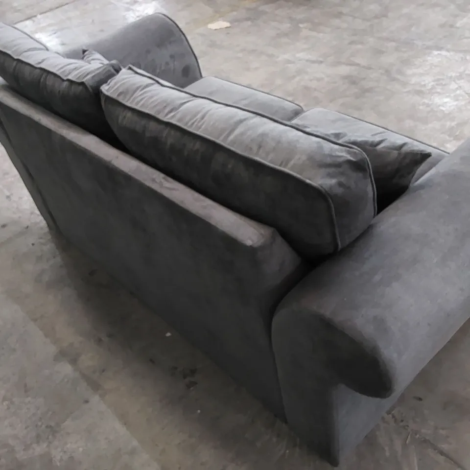 DESIGNER CHARCOAL FABRIC UPHOLSTERED SOFA WITH CUSHIONS 