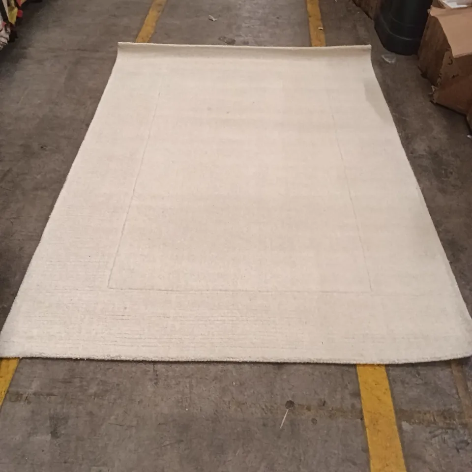 CREAM RECTANGULAR AREA RUG 230 CM X 162CM