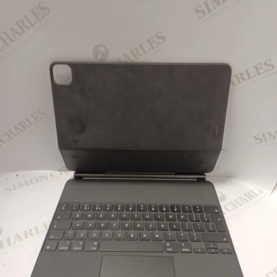 APPLE MAGIC KEYBOARD FOR IPAD PRO 12.9" (3RD/4TH/5TH GEN)