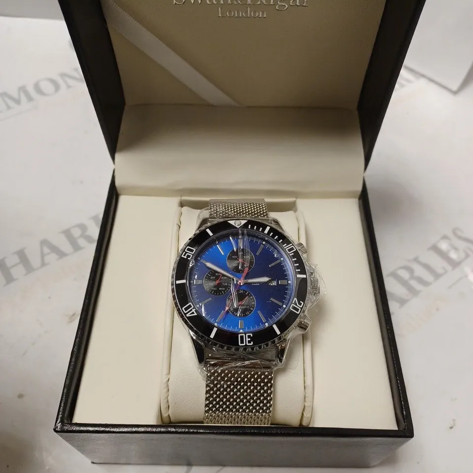 SWAN & EDGAR TRIPLE DIAL SILVER MESH STRAP WRISTWATCH 