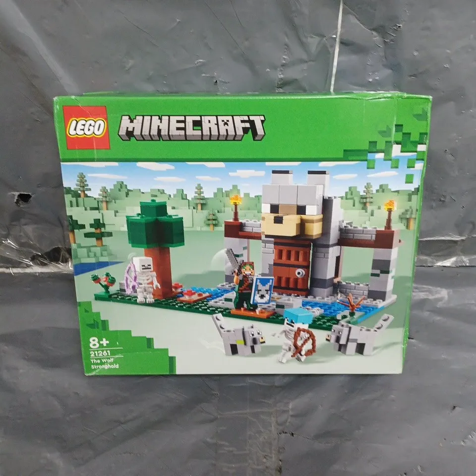 LEGO MINECRAFT THE WOLF STRONGHOLD - 21261 RRP £29.99