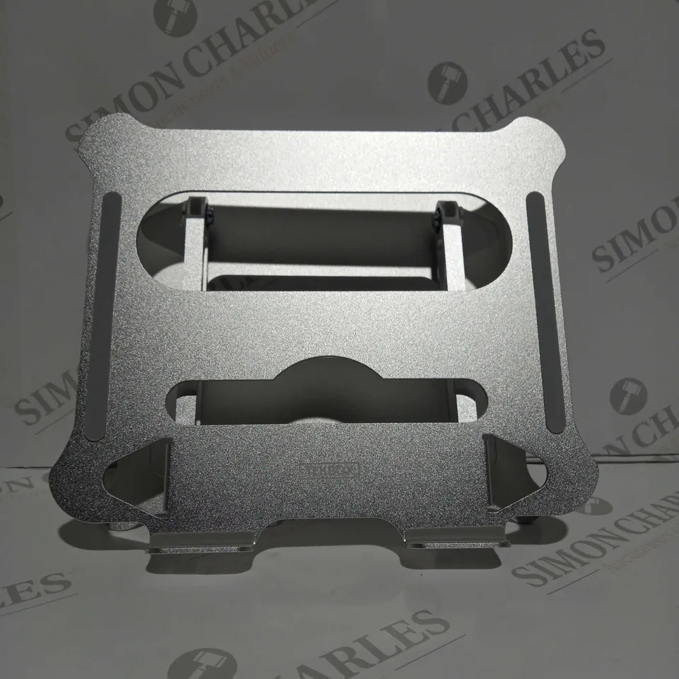 BOXED TEKBOX LAPTOP RISER