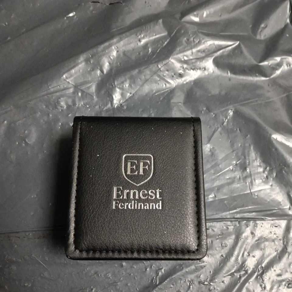 MEN'S QUARTZ DRESS WATCH WITH BLUE DIAL – CROCODILE-PATTERN LEATHER STRAP, BOXED