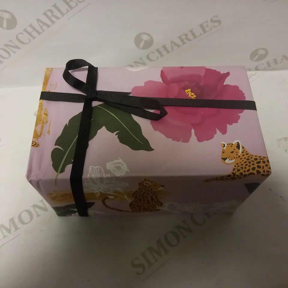 WILD AT HEART BATH BOMBS SET OF 5