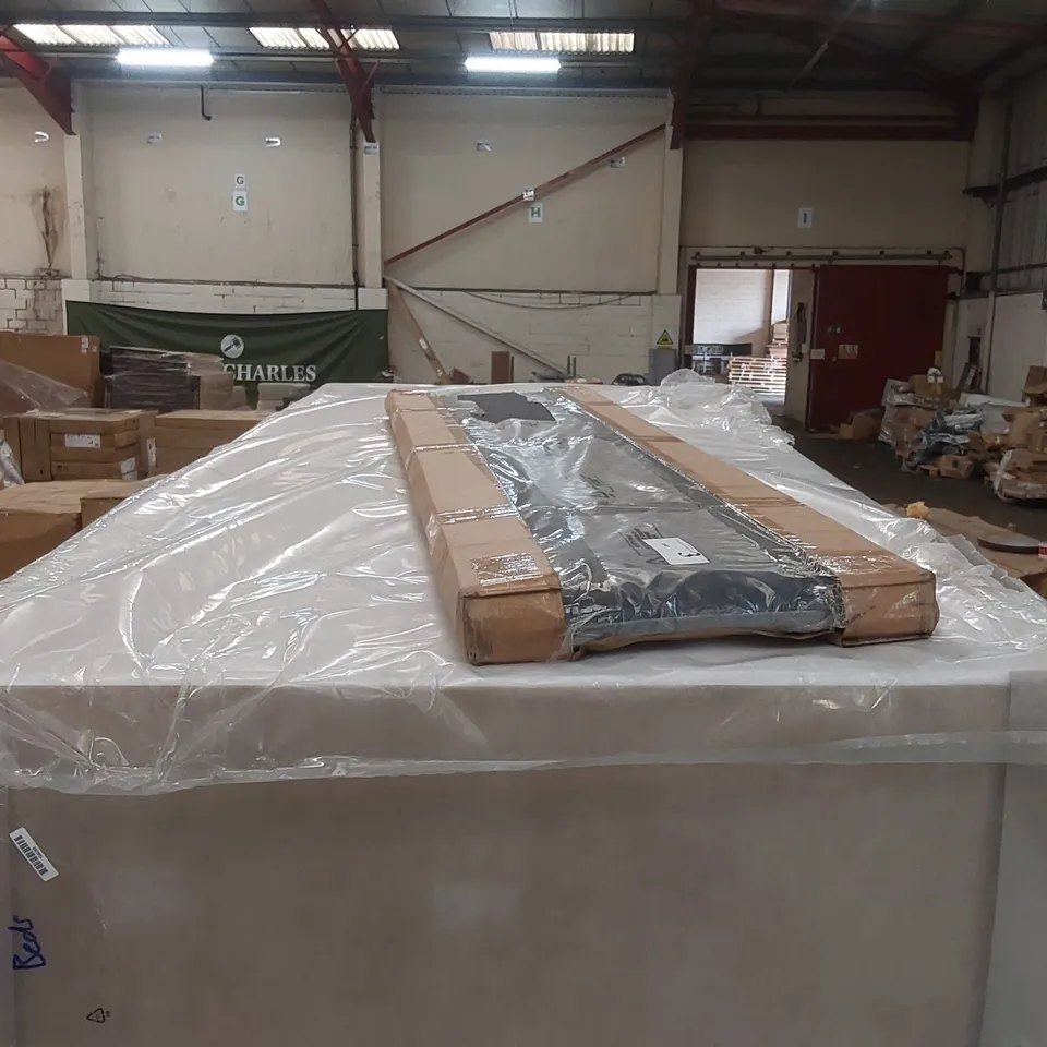 PALLET 7x ASSORTED DIVAN BASE PARTS AND 1x HEADBOARD