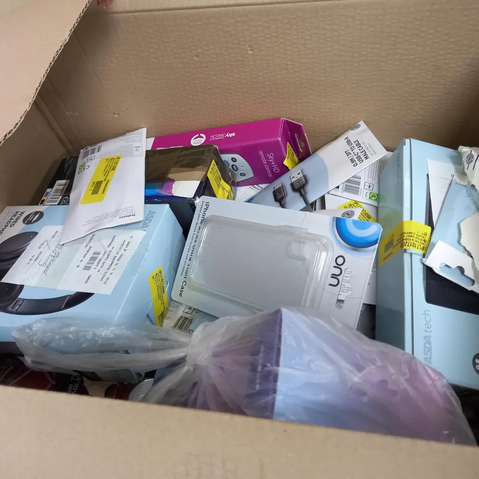 BOX OF APPROXIMATELY 20 ASSORTED ELECTRICALS TO INCLUDE WIRLESS HEADPHONES, MIXX 0X1 HEADPHONES, ONE FOR ALL REMOTE, ETC