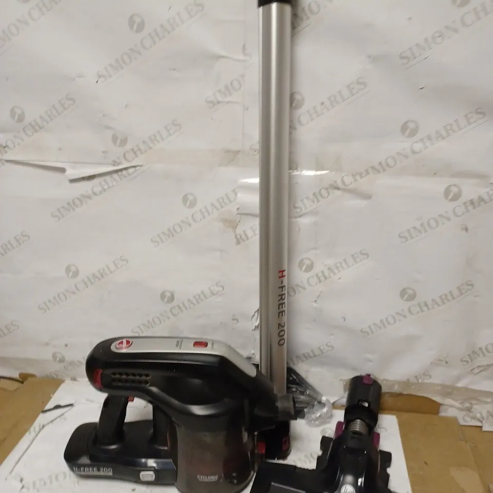 HOOVER H-FREE 200 CORDLESS STICK VACUUM CLEANER 