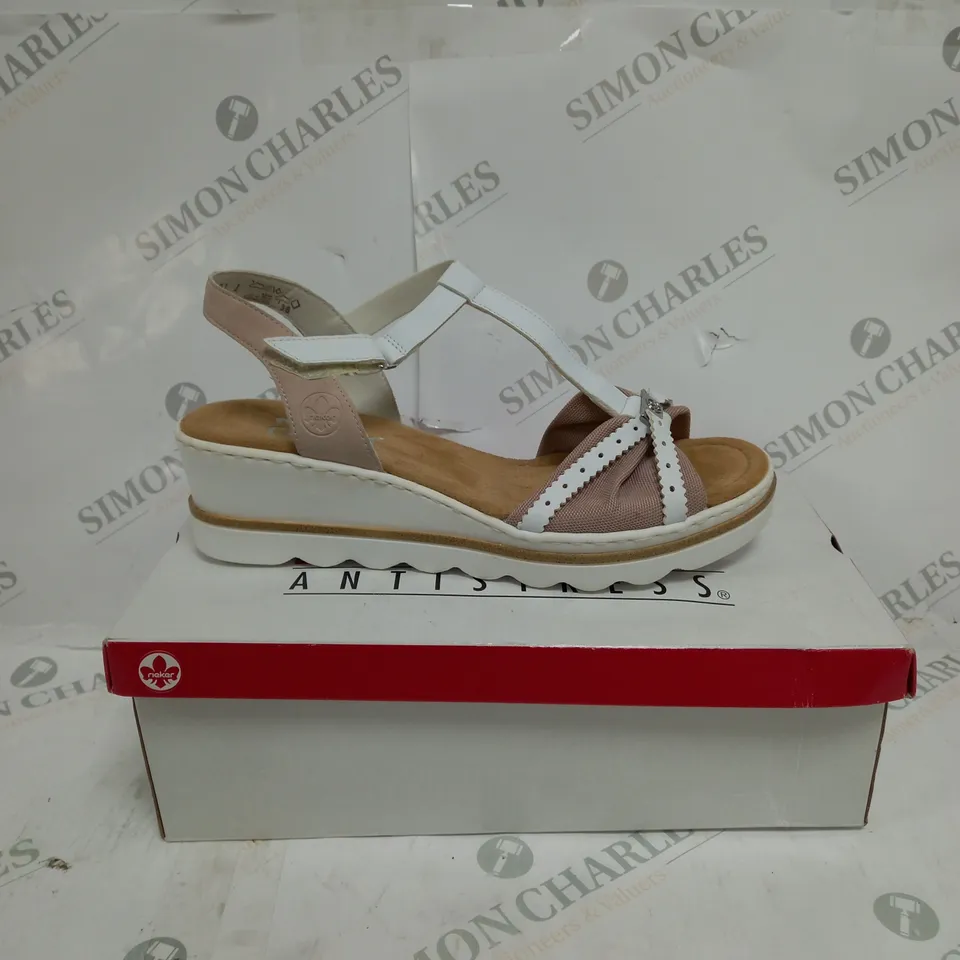 BOXED RIEKER ANTISTRESS CUT DETAIL SANDAL - SIZE 7