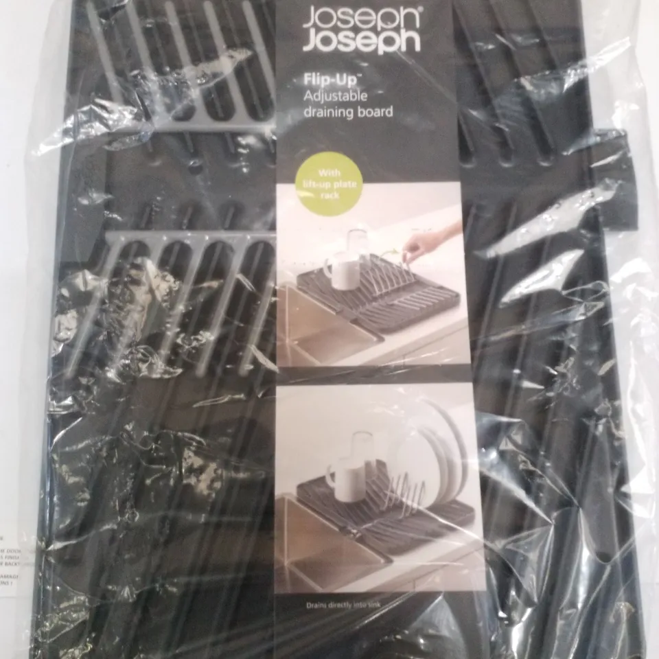 PALLET CONTAINING LARGE QUANTITY OF JOSEPH JOSEPH SLIP-UP ADJUSTABLE DRAINING BOARDS