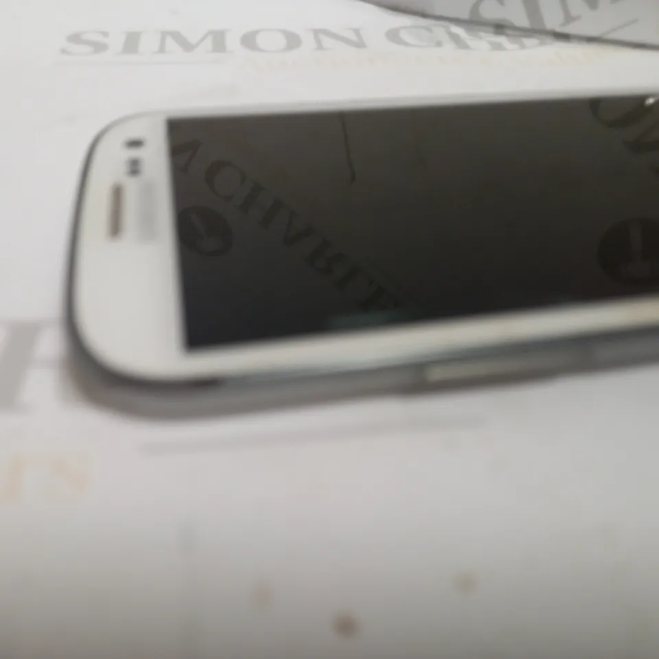 SAMSUNG GT-I900 GALAXY III - WHITE 