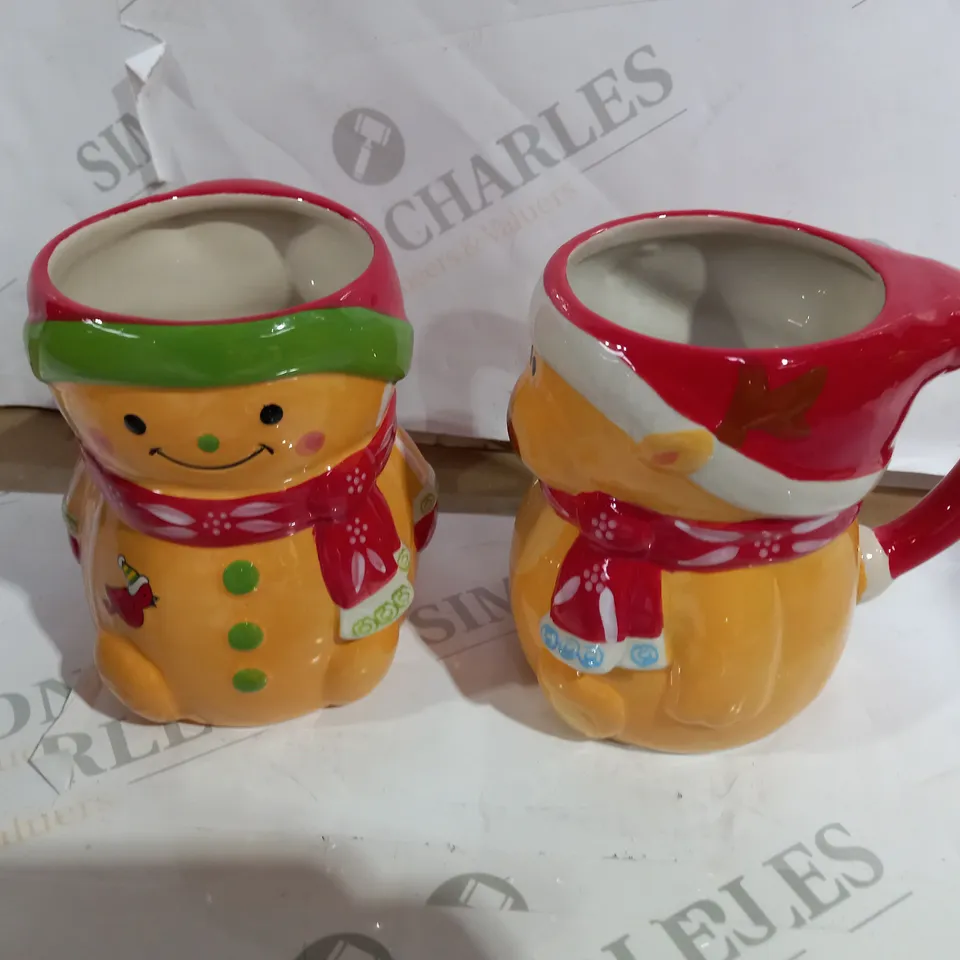 SET OF 2 CHRISTMAS MUGS