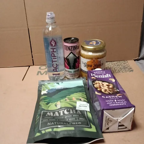 TOTE OF APPROXIMATELY 12 ASSORTED FOOD/DRINK ITEMS TO INCLUDE ACTIPH IONISED WATER, TENZING NATURAL WATER, RAW HONEY 1KG, MATCHA 200G JAPANESE GREEN TEA, PLENISH CASHEW DRINK ETC