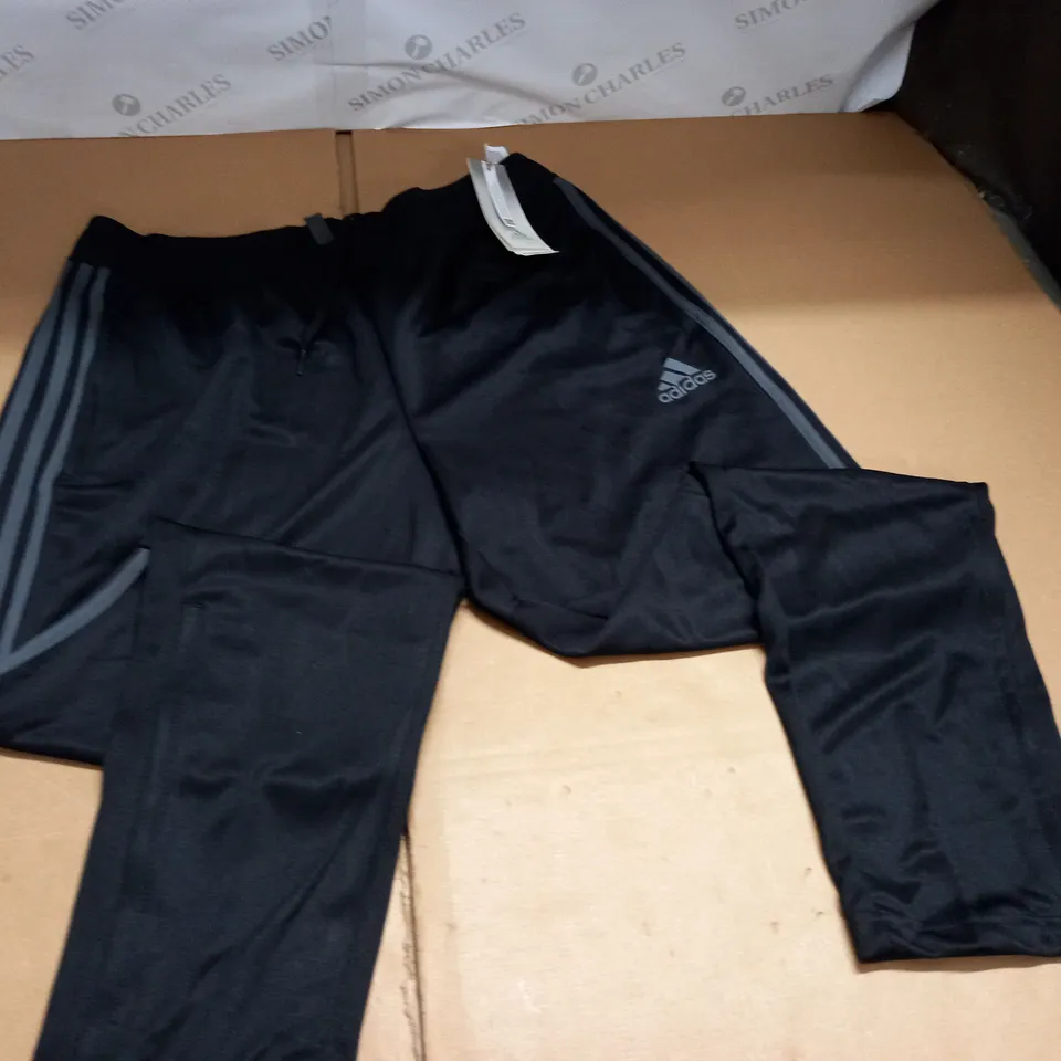 ADIDAS BLACK TRACK PANTS - XL
