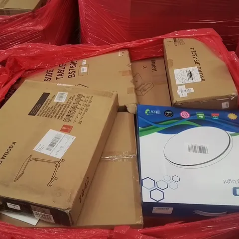 PALLET CONTAINING ASSORTED ITEMS INCLUDING: ELECTRIC FRYER, LED CEILING LIGHT, SIDE TABLE, LAPTOP TABLE ECT