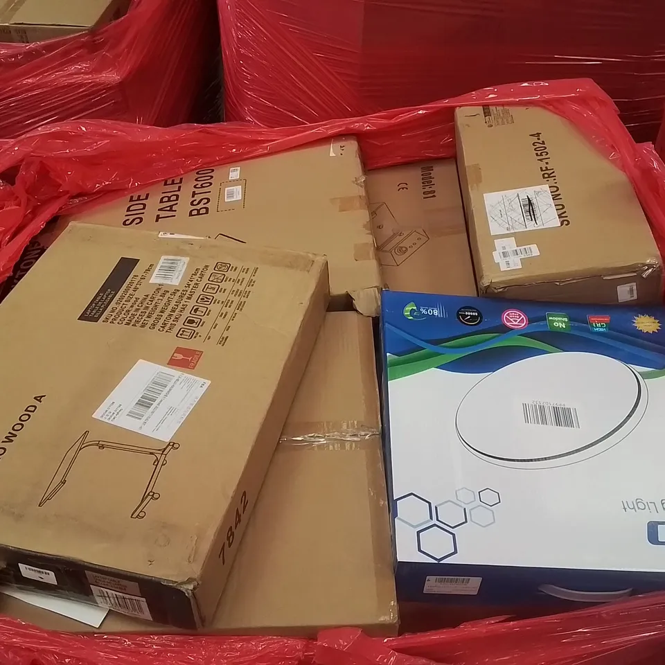 PALLET CONTAINING ASSORTED ITEMS INCLUDING: ELECTRIC FRYER, LED CEILING LIGHT, SIDE TABLE, LAPTOP TABLE ECT