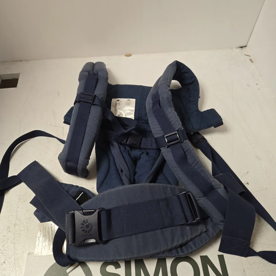 ERGOBABY BABY CARRIER – NAVY BLUE