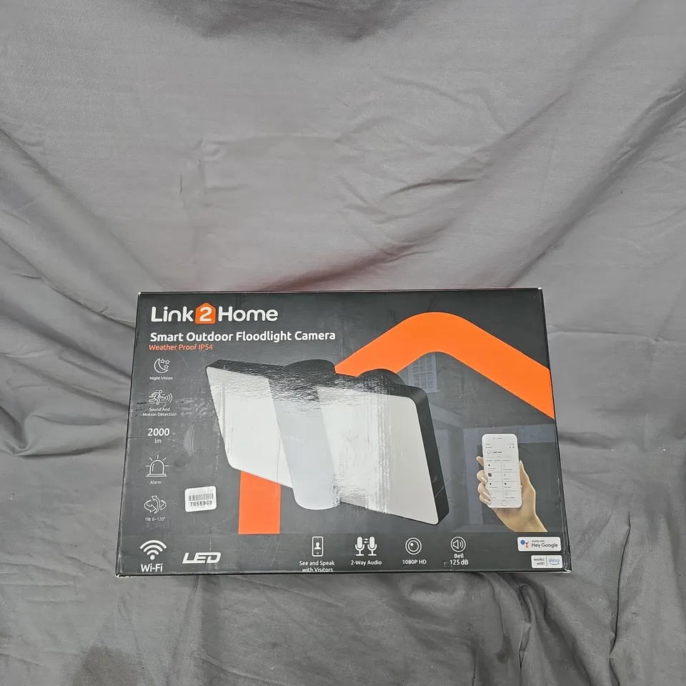 LINK2HOME SMART OUTDOOR FLOODLIGHT CAMERA – IP54 WEATHERPROOF (BOXED)