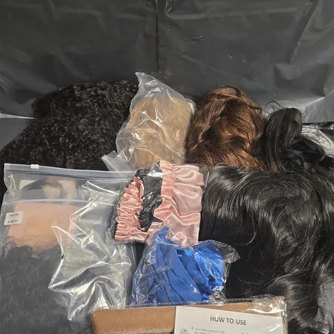 BOX OF APPROXIMATELY 15 ASSORTED WIGS AND HAIR ACCESSORIES
