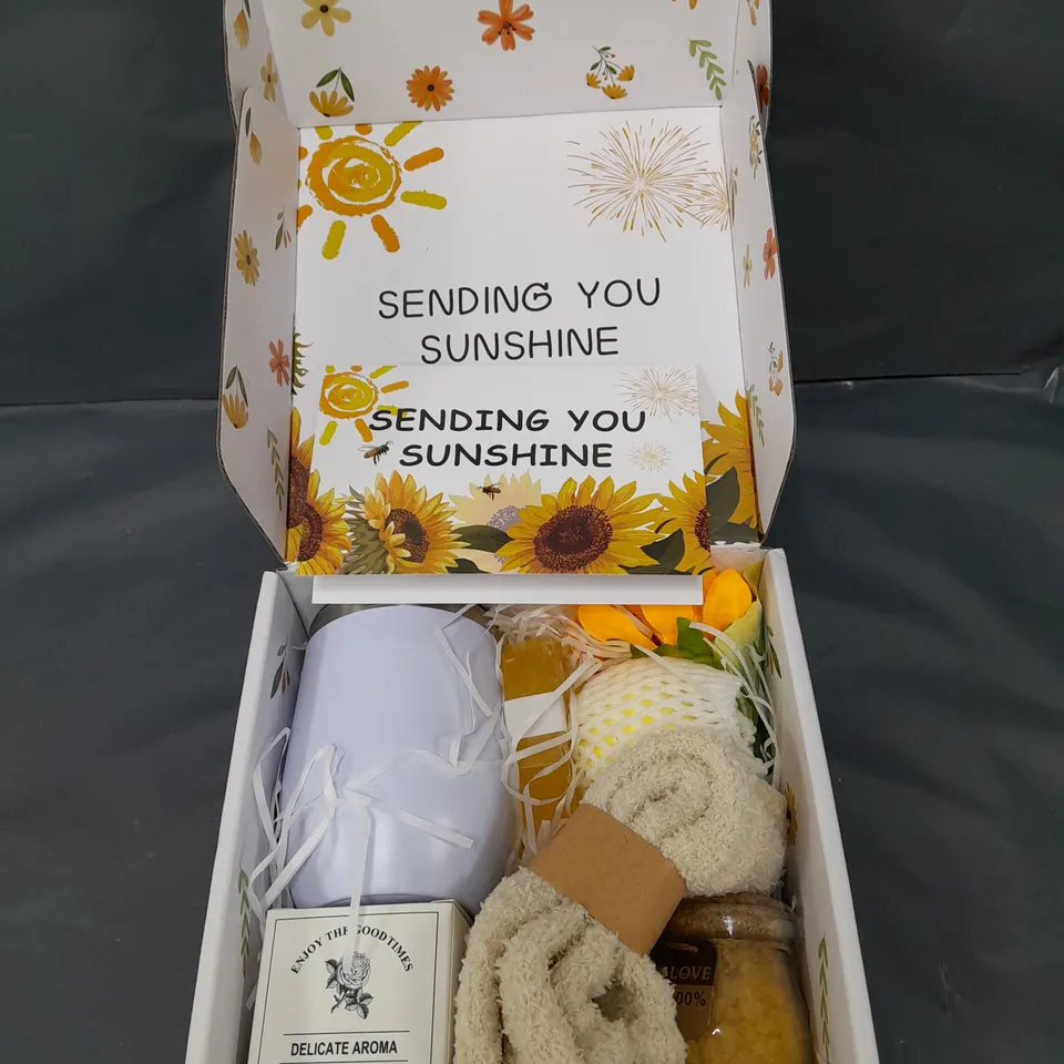 SENDING YOU SUNSHINE GIFT BOX 