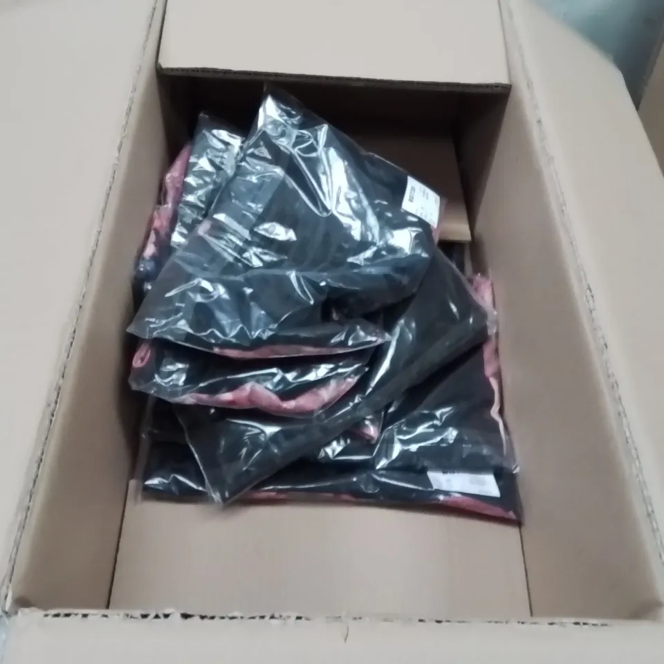 BOXED BRAND NEW APPROXIMATELY 8 SIMPLY BE 2PK ADRIANNE BRIEFS FLORAL/BLACK SIZE 26