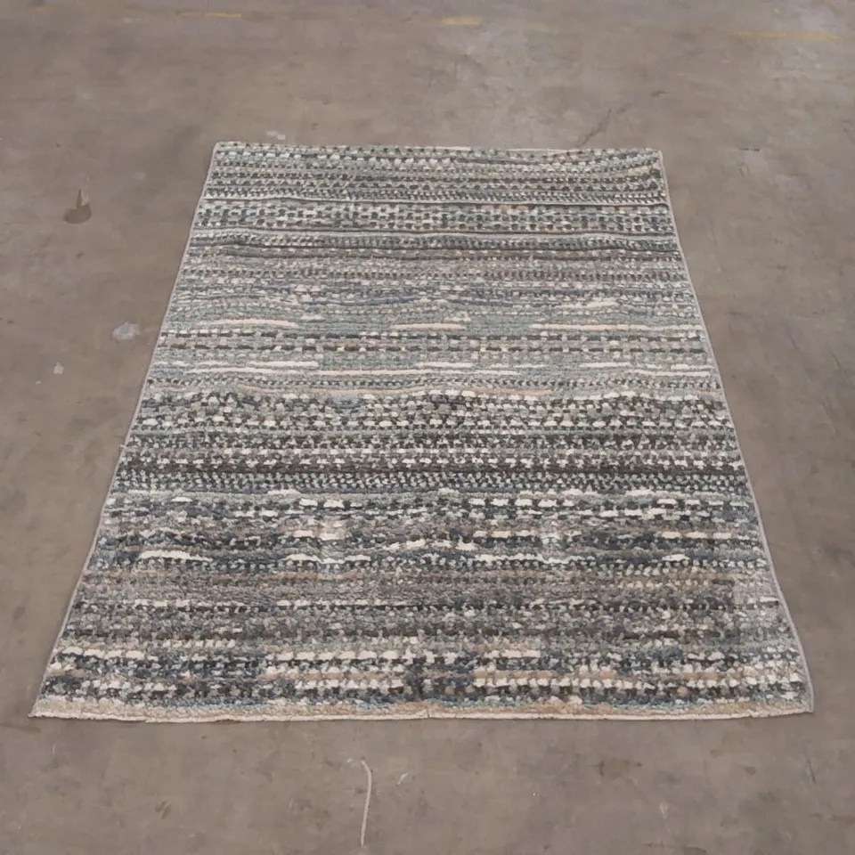 QUALITY DESIGNER AREA RUG - APPROXIMATELY 161 x 117cm
