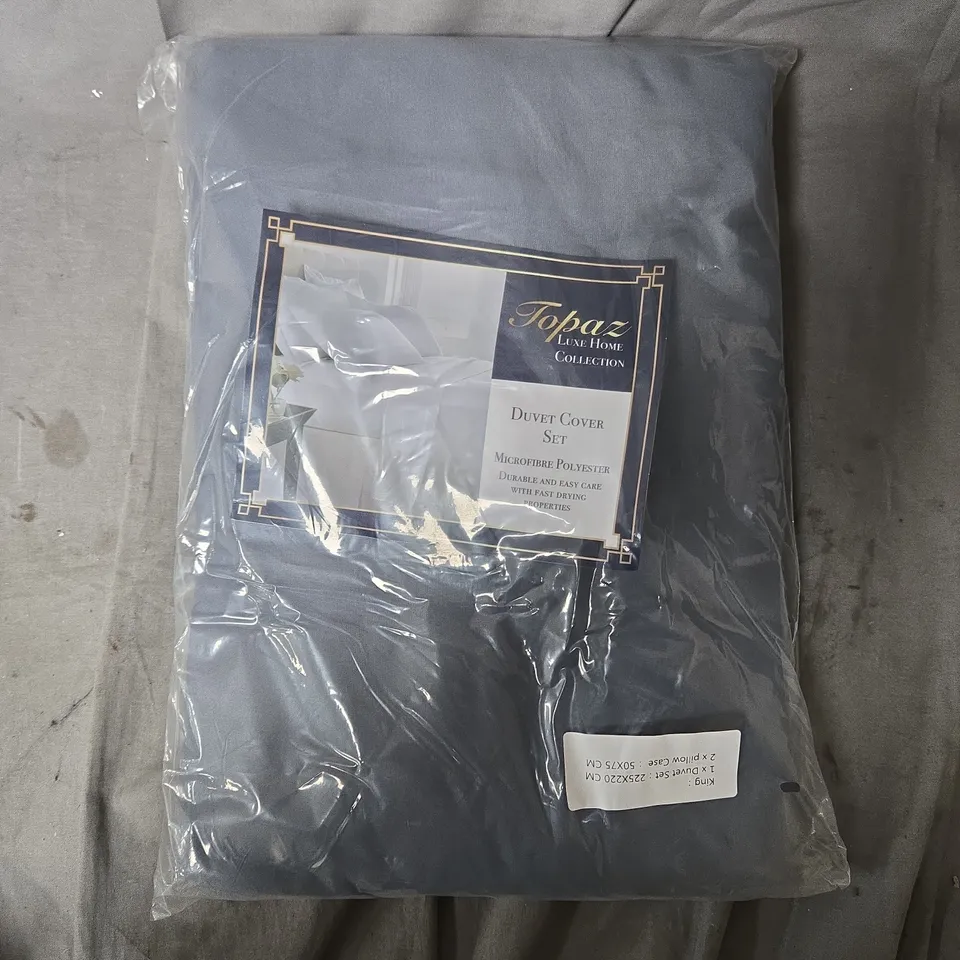 TOPAZ LUXE HOME COLLECTION DUVET COVER SET – SUPER KING, BOX OF APPROXIMATELY 15