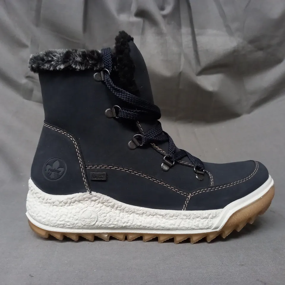 BOXED PAIR OF RIEKER HIKER BOOTS IN NAVY SIZE 5