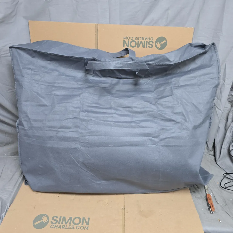 SINGLE BED THICK QUILT (150CMX200CM) WITH STORAGE/CARRY BAG