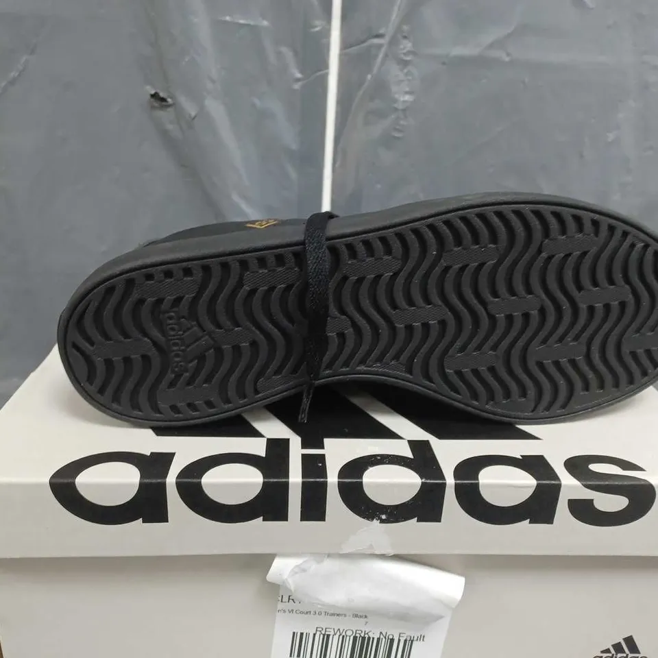 BOXED PAIR OF ADIDAS VL COURT 3.0 TRAINERS IN BLACK SIZE 7