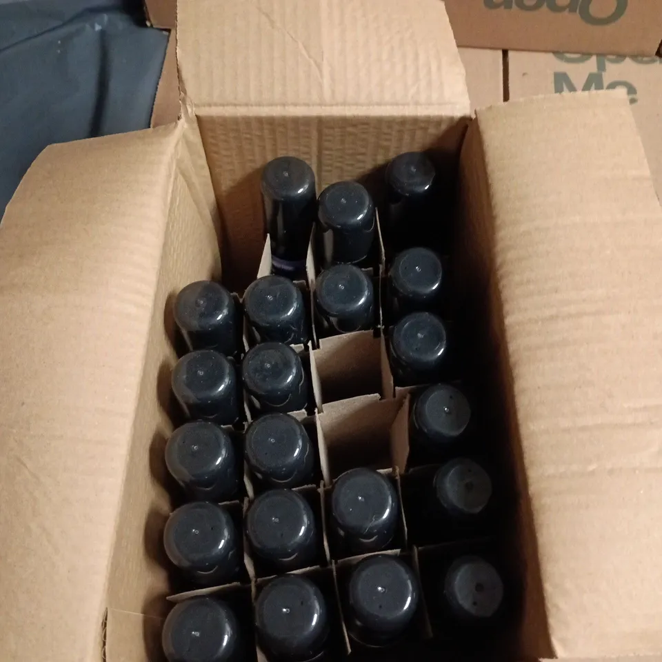 BOX OF APPROXIMATELY 20 ASSORTED MATRIX BLOW DRY TEMP COLOUR 