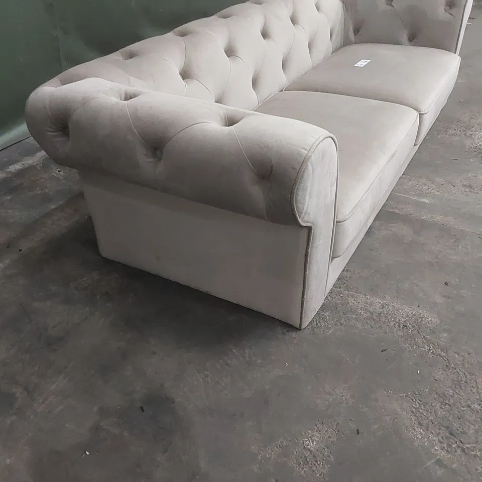 QUALITY DESIGNER 3 SEATER CHESTERFIELD FABRIC UPHOLSTERED SOFA