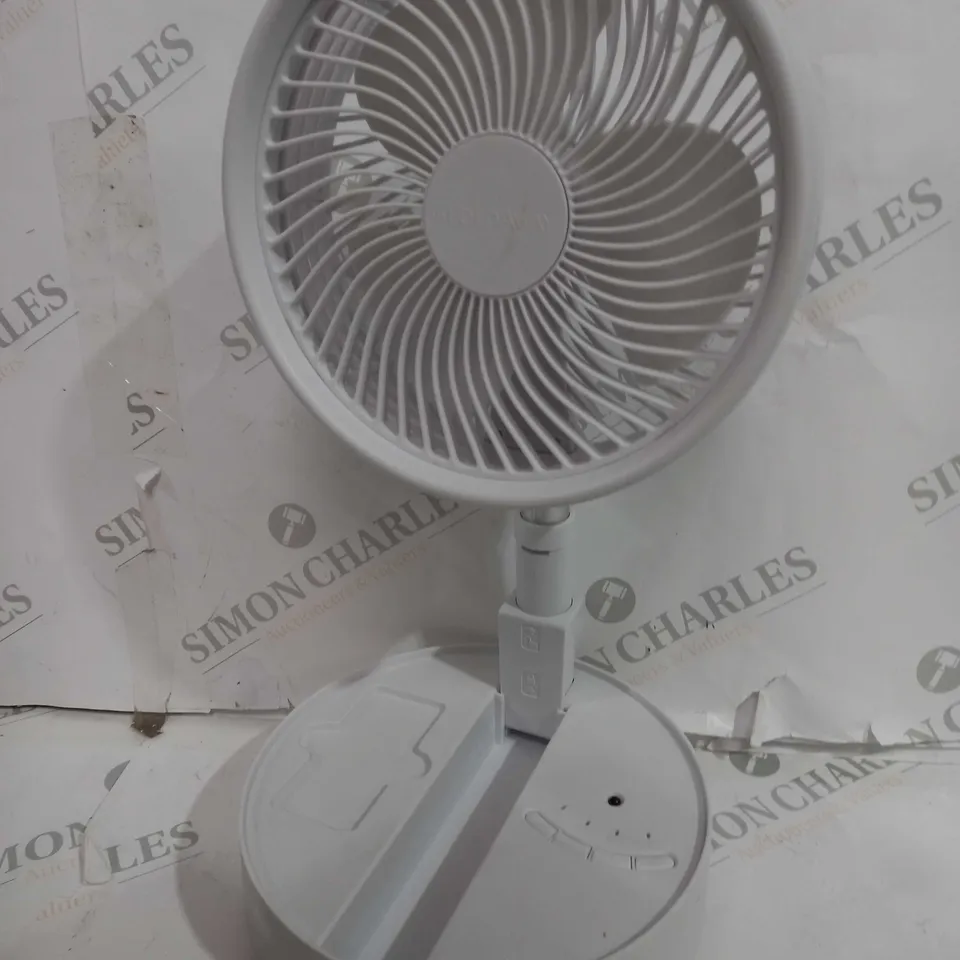 BELL & HOWELL OSCILLATING FOLDING RECHARGEABLE FAN, WHITE