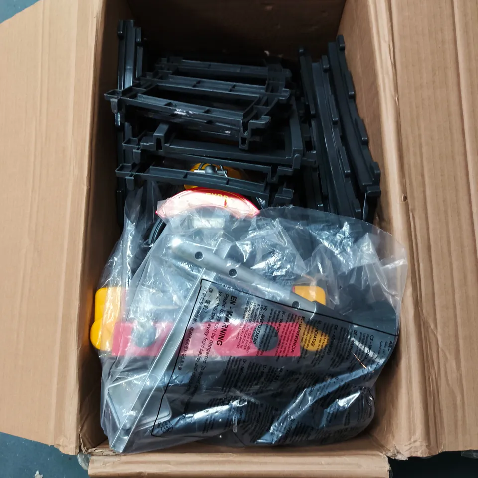 STEAM TRAIN 6 VOLT (SPECIAL PACK) - COLLECTION ONLY