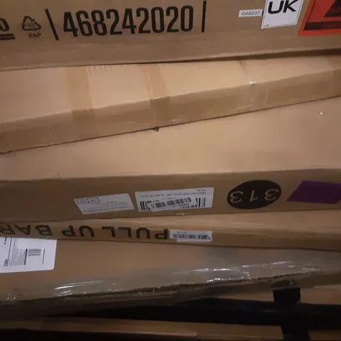 PALLET OF ASSORTED PRODUCTS INCLUDING PULL UP BAR, CHAR-BROIL ADVANTAGE SERIES GRILL, MIQU