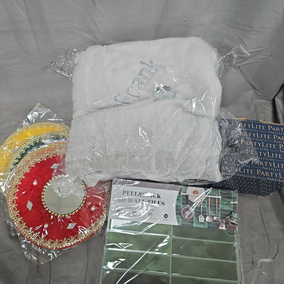 A BOX OF APROXIMATELY 15 ASSORTED ITEM TO INCLUDE DECORATTED SMALL MIRROR, WALLPAPER TILES