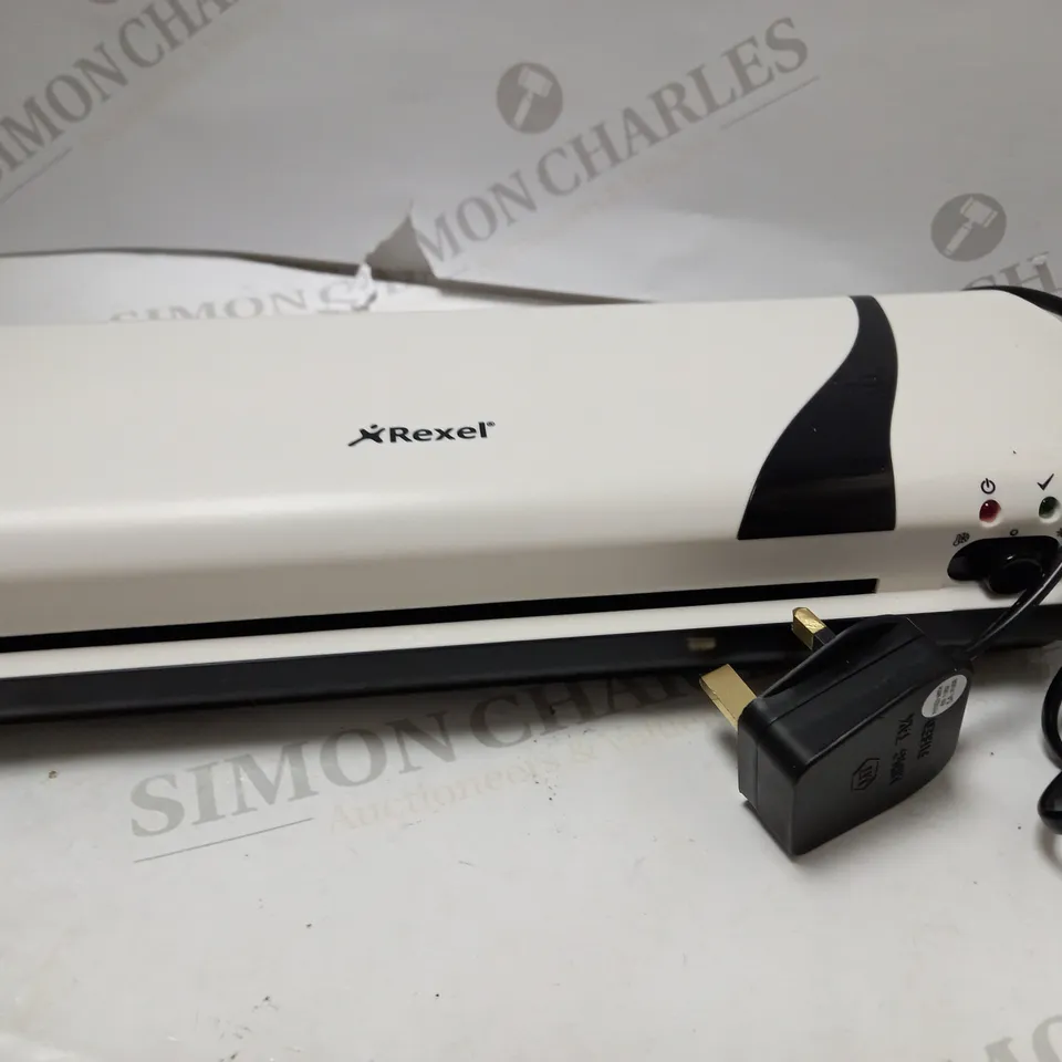 REXEL STYLE A4 HOME AND OFFICE LAMINATOR